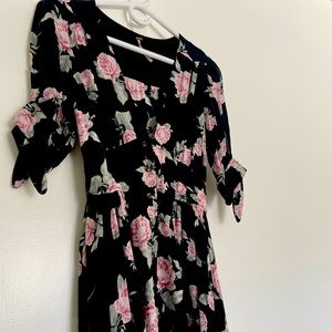 Beautiful free people low cut floral dress